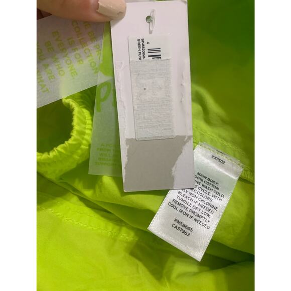 BP. be proud by BP. Pride Gender Inclusive Techy Shorts green size small NEW - Picture 7 of 7